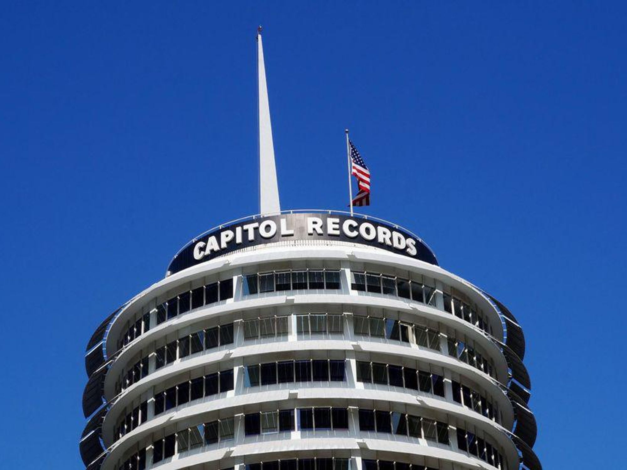 Bill Ackman Withdraws Plans to Acquire 10% of Universal Music Group