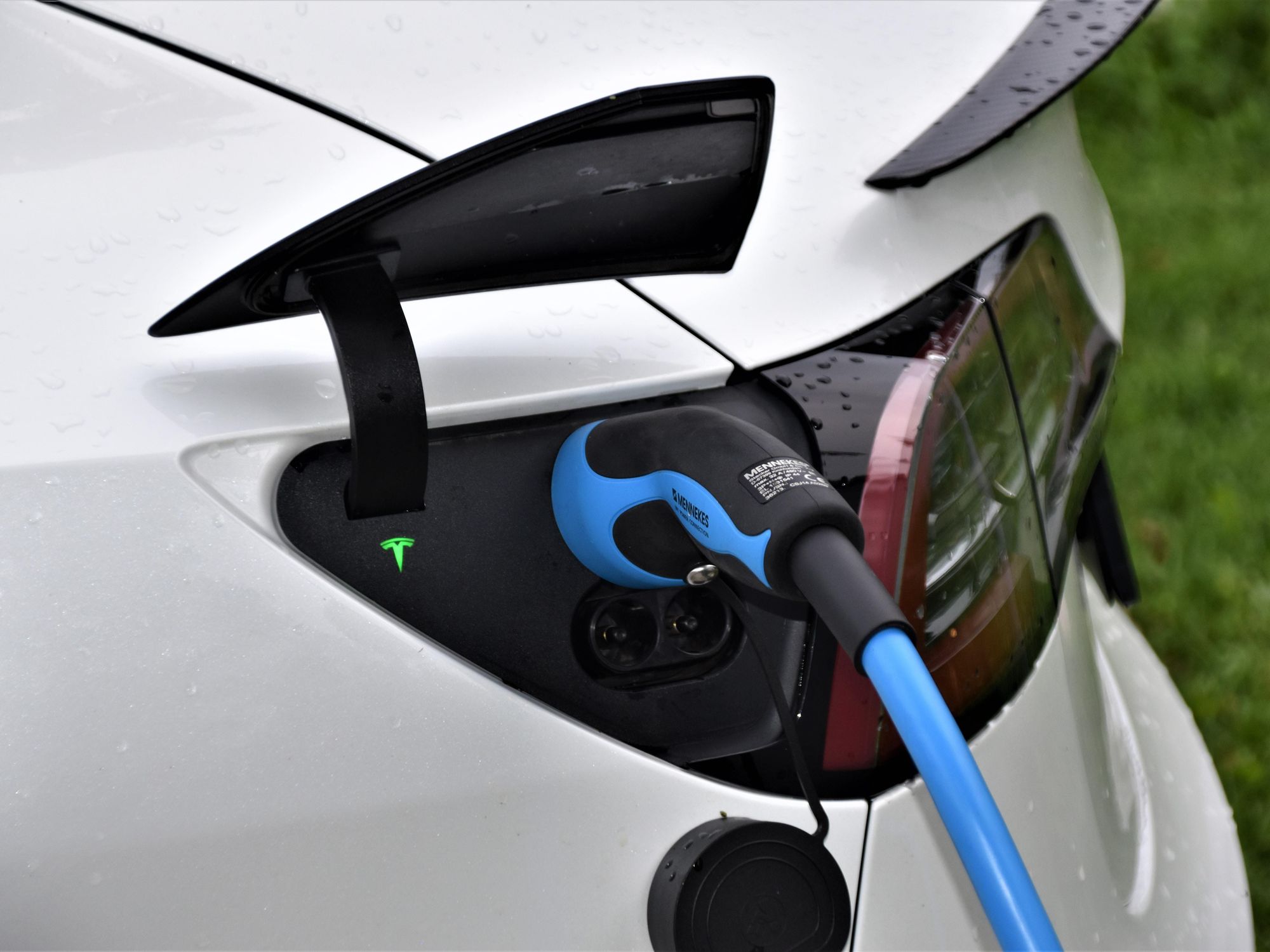 These EV Chargers Are Free. The Catch? They've Got Ads
