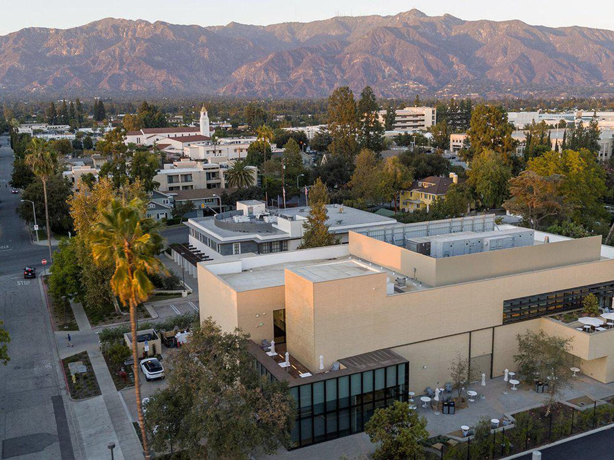 Caltech and Amazon’s New Computing Site