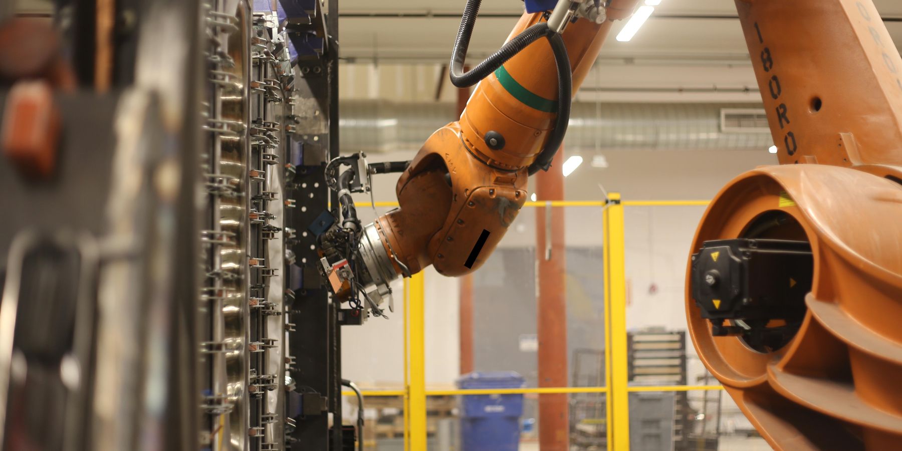 A Manufacturing Giant Quietly Rises in the San Fernando Valley