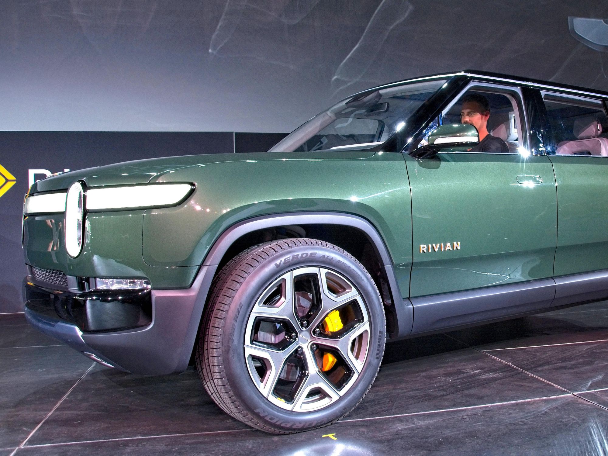 Rivian Delays SUV Deliveries Yet Again