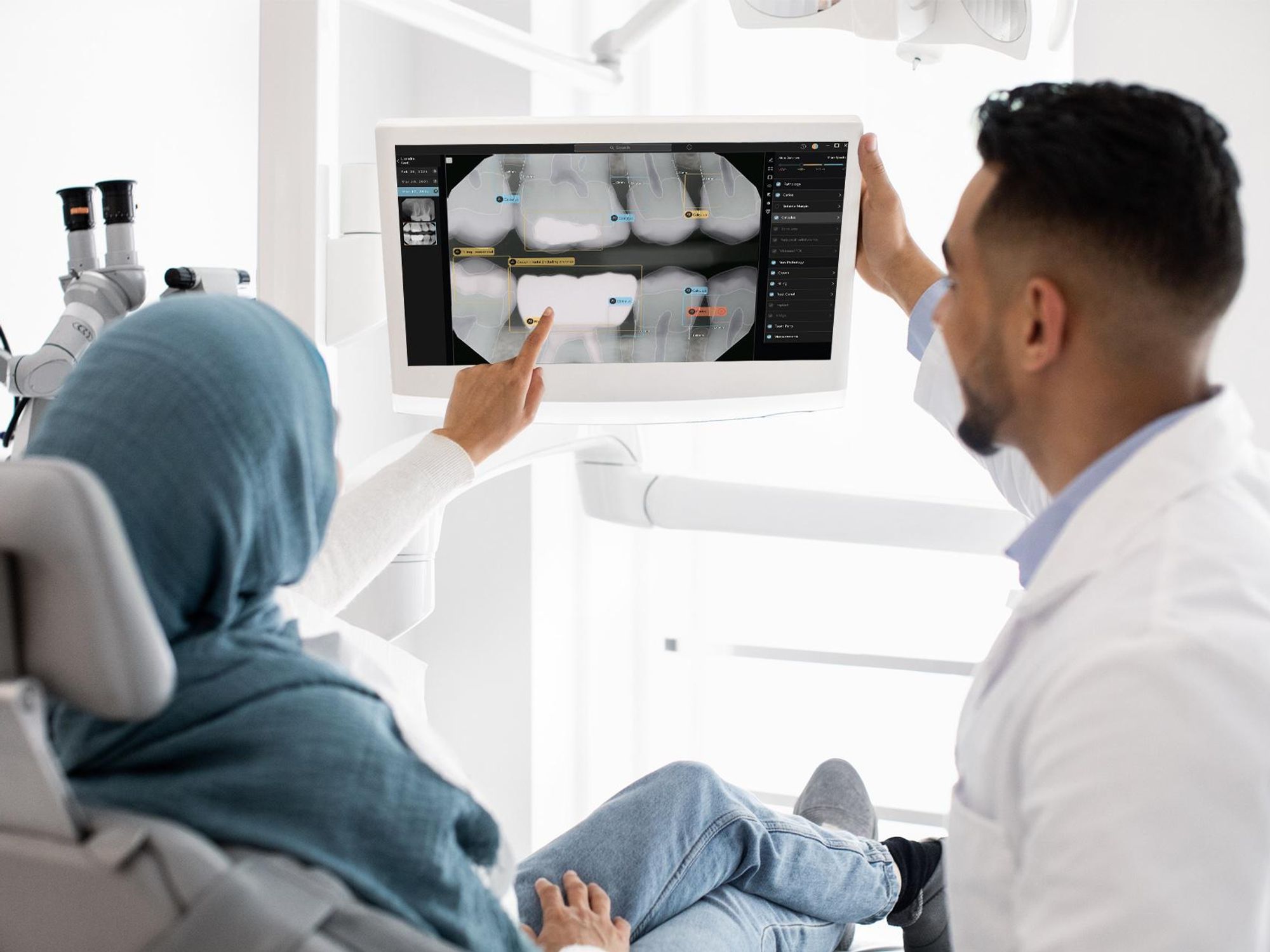 Dental startup Pearl uses its x-rays to show teeth.