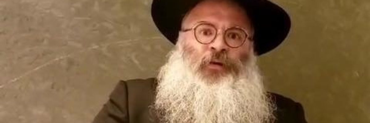 Rabbis Urge a Jewish Community Torn Between Tradition & Tech to Skip Gathering This Passover