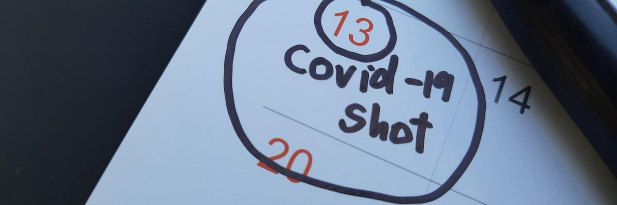 No Internet Access? No Time? LA Collective Books Shots for Those Left Behind