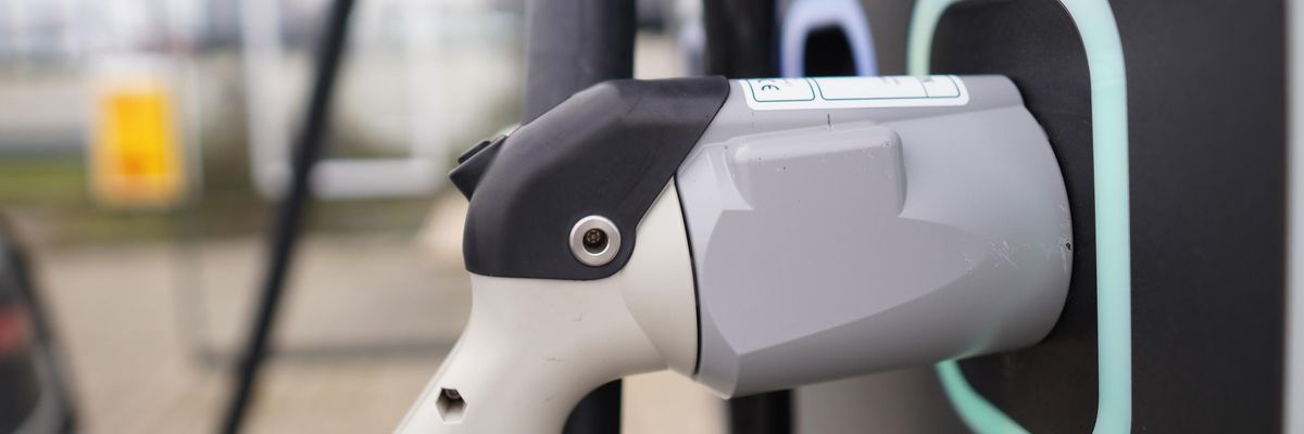 Meet ChargerHelp! — The Blue-Collar Startup Behind EV Charging Stations' Growth