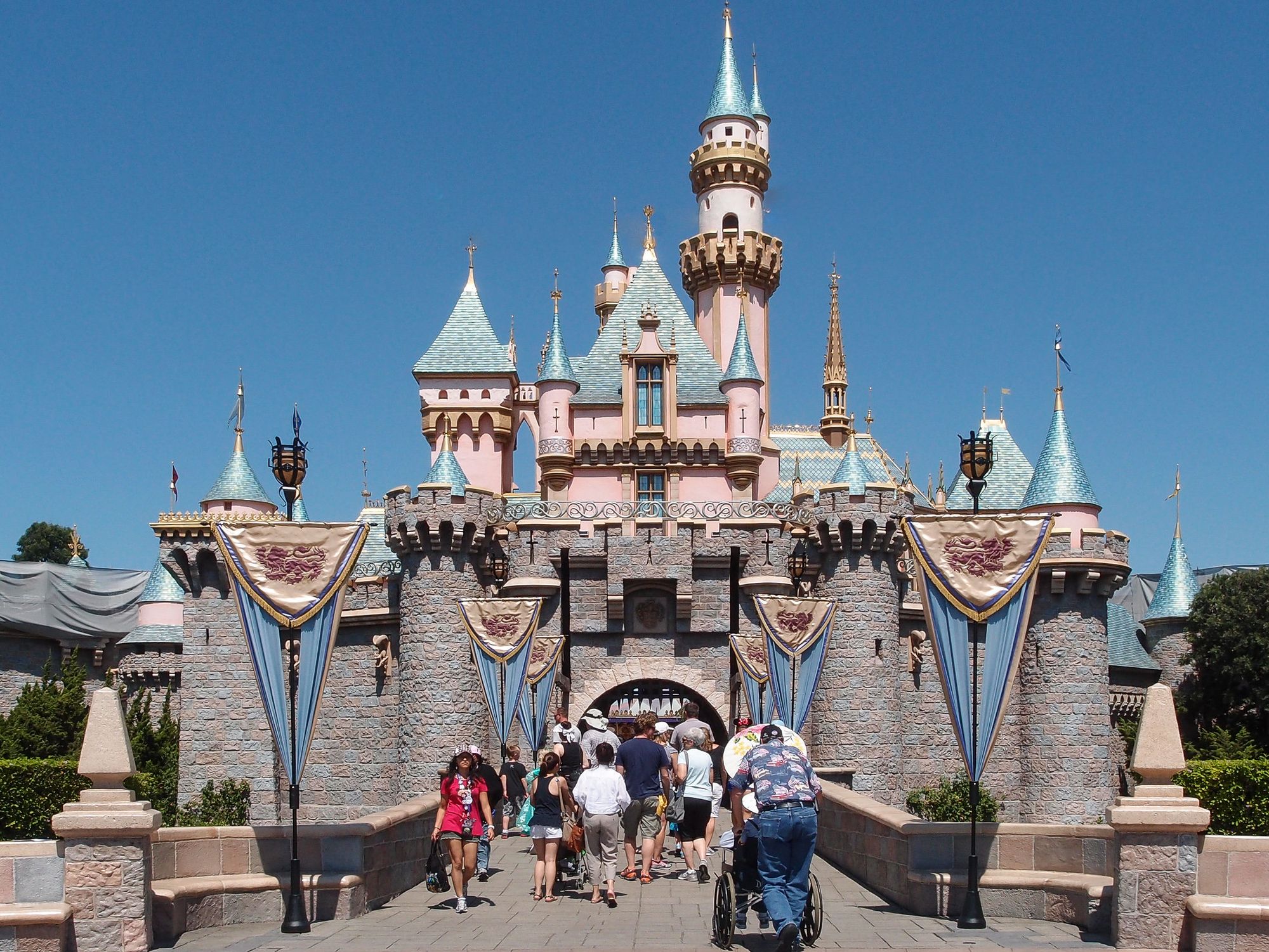 Disney Lays Off 28,000 at U.S. Theme Parks