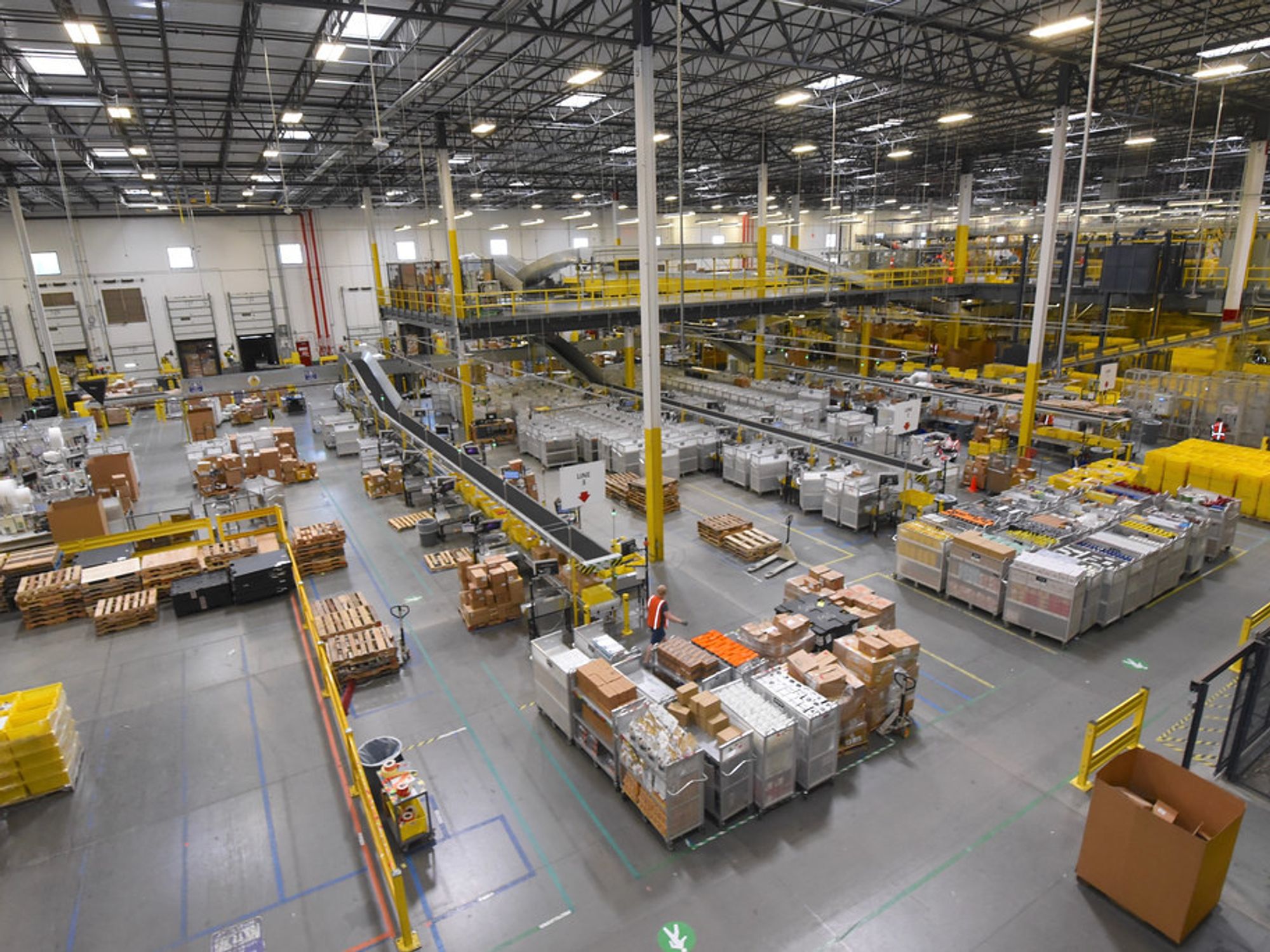 Amazon Warehouse Worker in L.A. Tests Positive, As Company Struggles with Covid-19