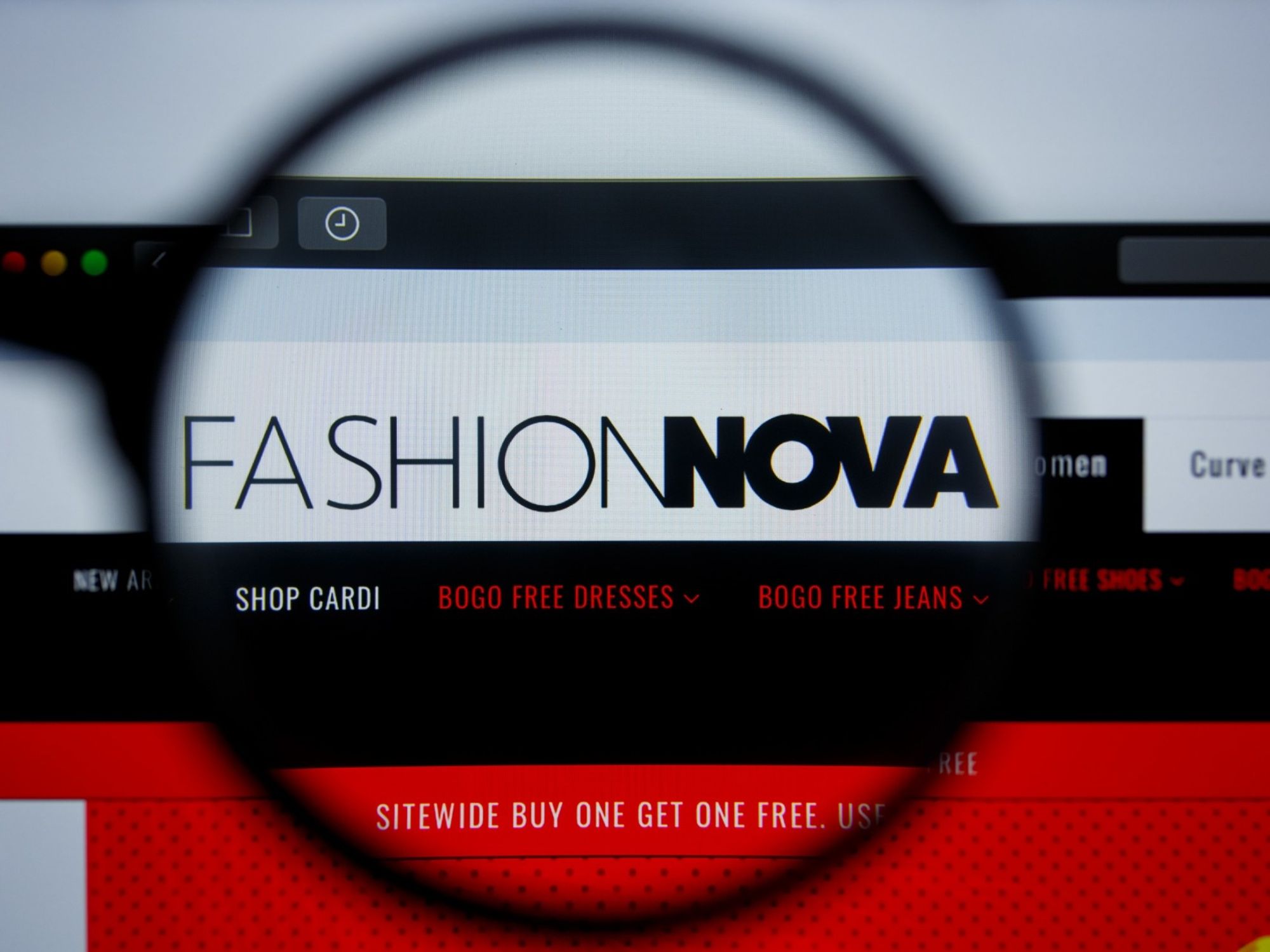 Ecommerce Retailer Fashion Nova Fined $4.2 Million For Blocking Negative Customer Reviews