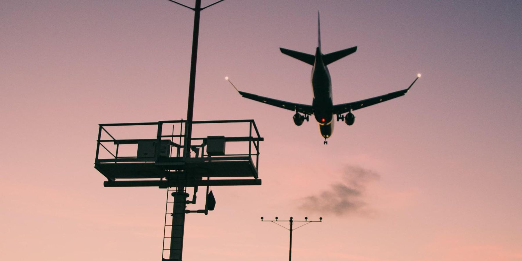 New Tech At LAX Aims To Speed Check-Ins and Keep Passengers Safe