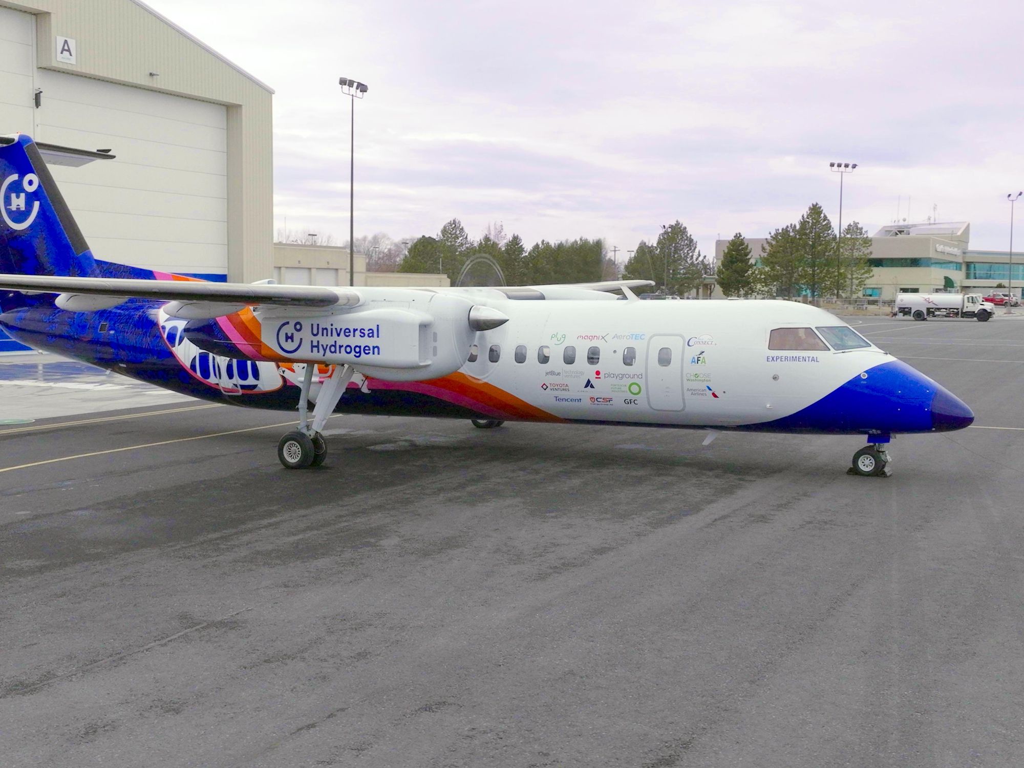 Universal Hydrogen Wants To Be the Nespresso of Hydrogen-Powered Planes