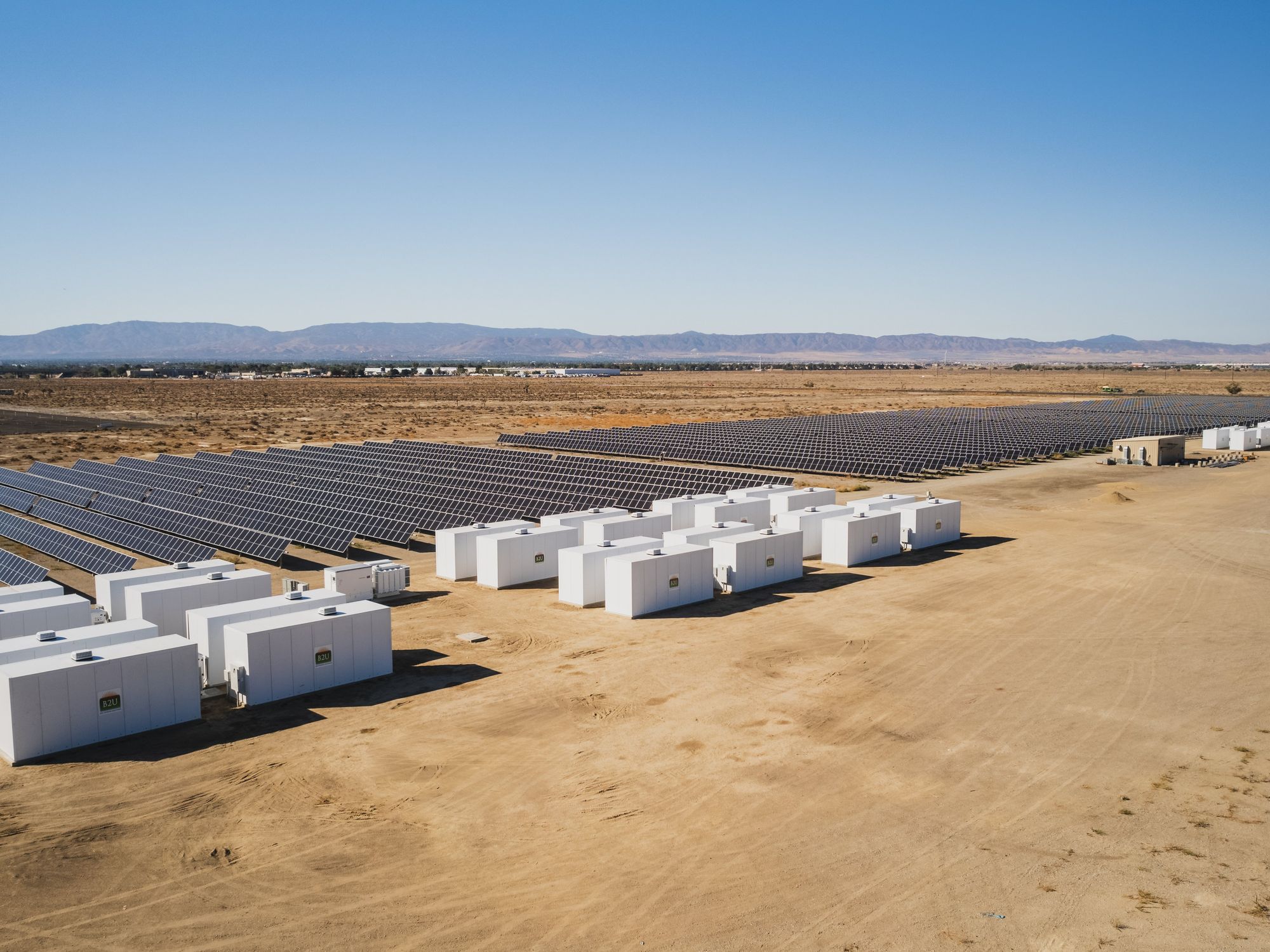 B2U Storage Solutions Opens New Recycled EV Battery Facility