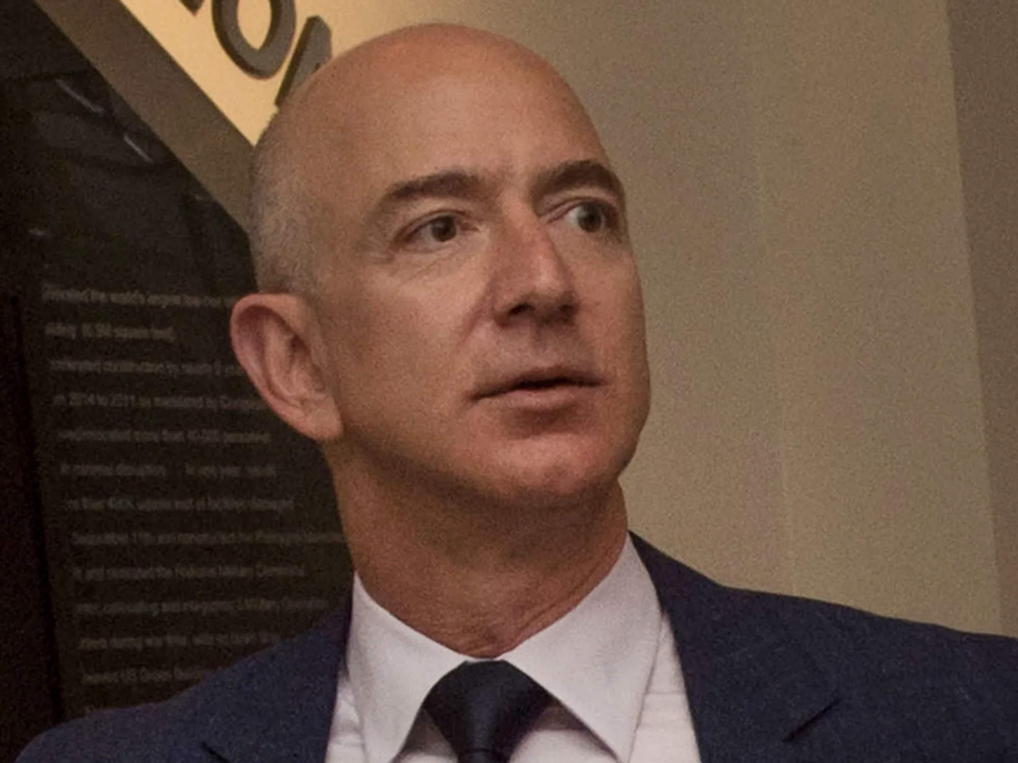 Jeff Bezos Says He’s Being Extorted in Response to Defamation Suit