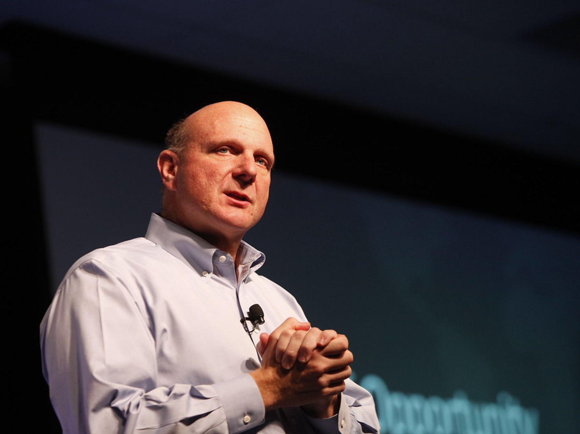 Steve Ballmer Pays $400M to Buy the Forum for Clippers