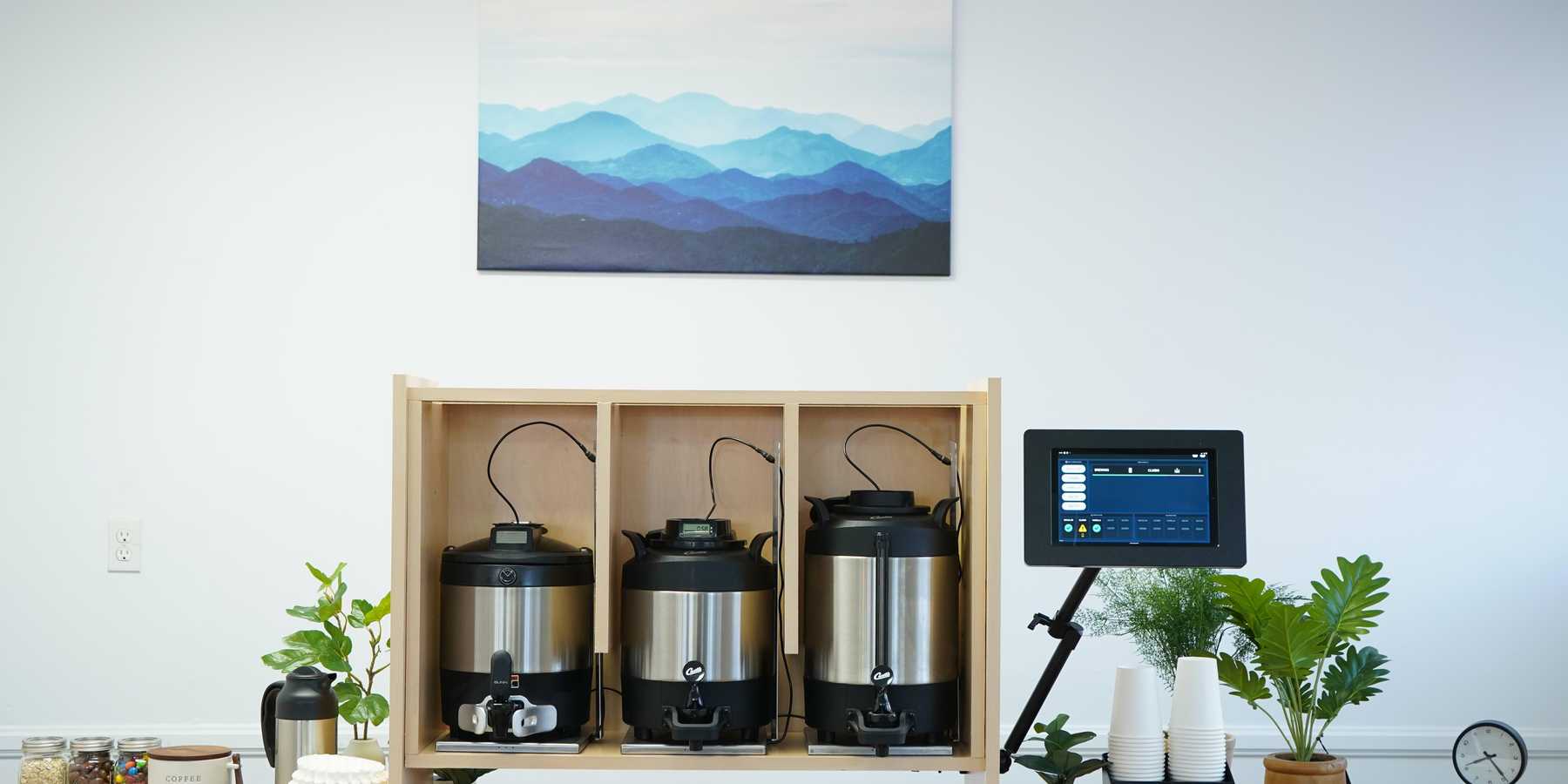 Miso Robotics, Panera Bread Team on Coffee Monitoring System