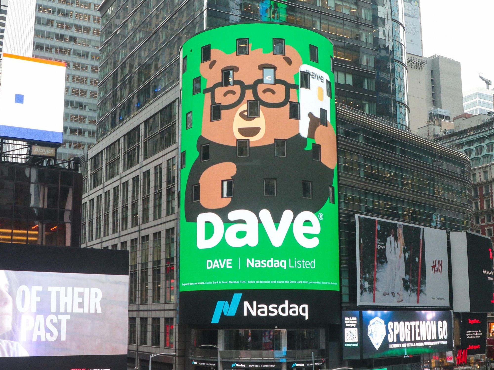 Neo-bank Dave makes it debut on the Nasdaq with a billboard.