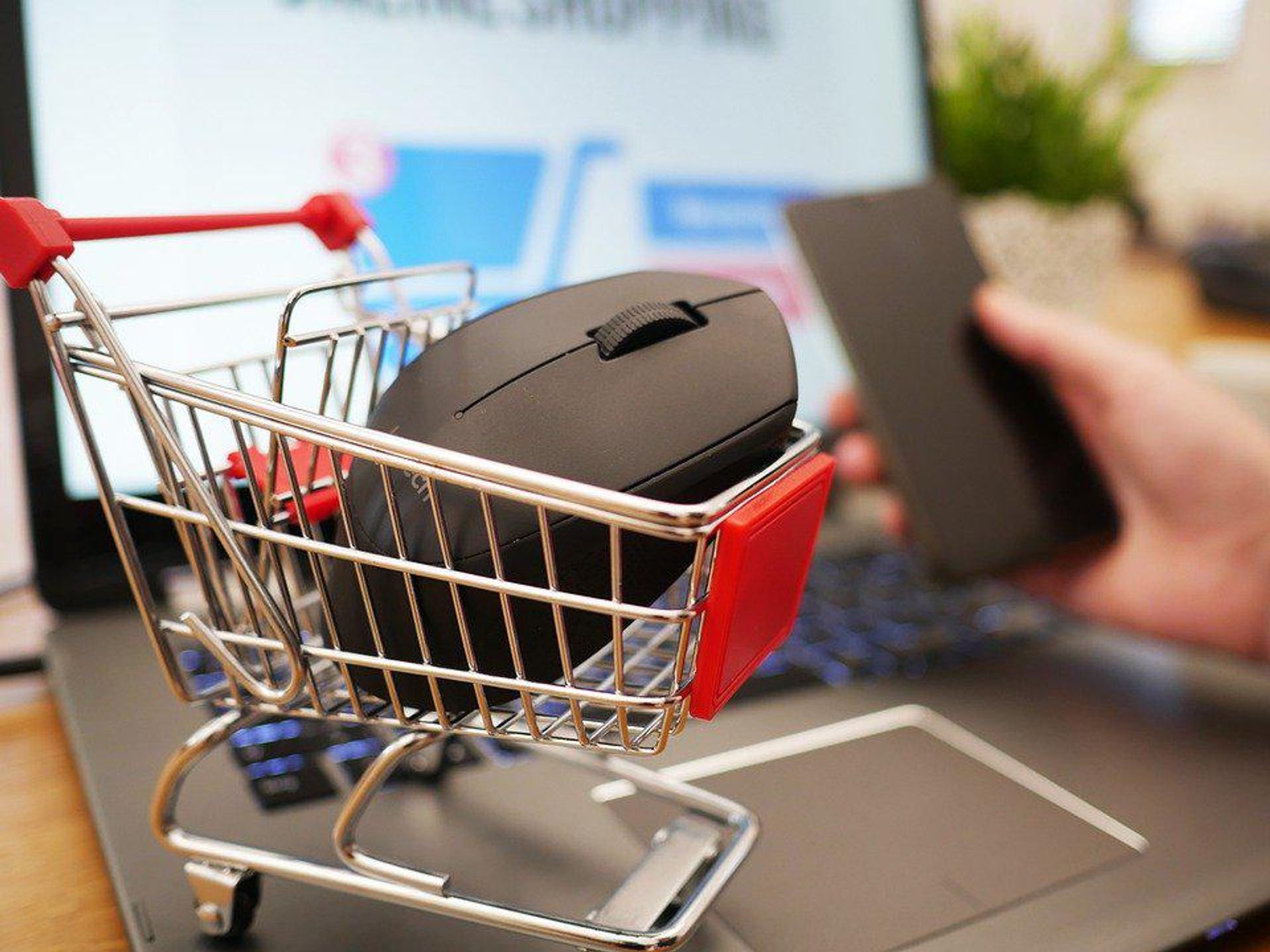 Cyber Monday Ecommerce Sales Lose Steam in 2021