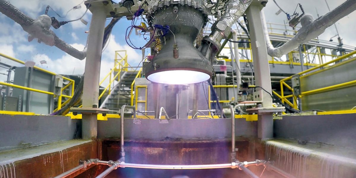 Meet the Startups Trying to Beat Elon Musk to Mars