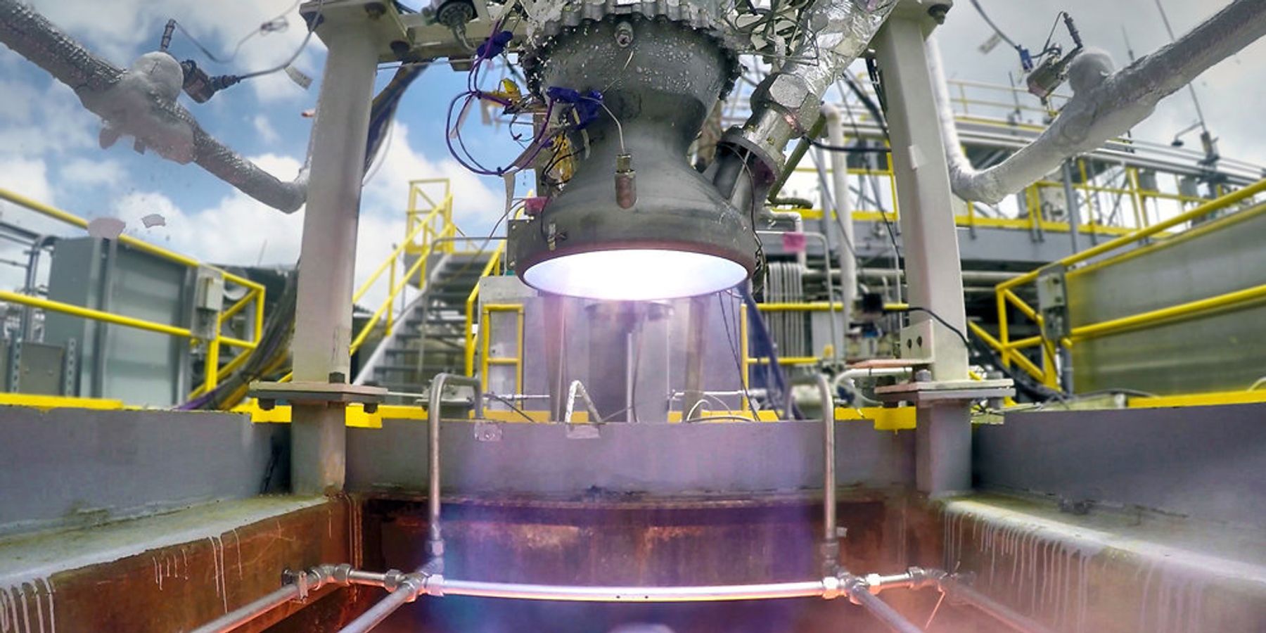 Meet the Startups Trying to Beat Elon Musk to Mars