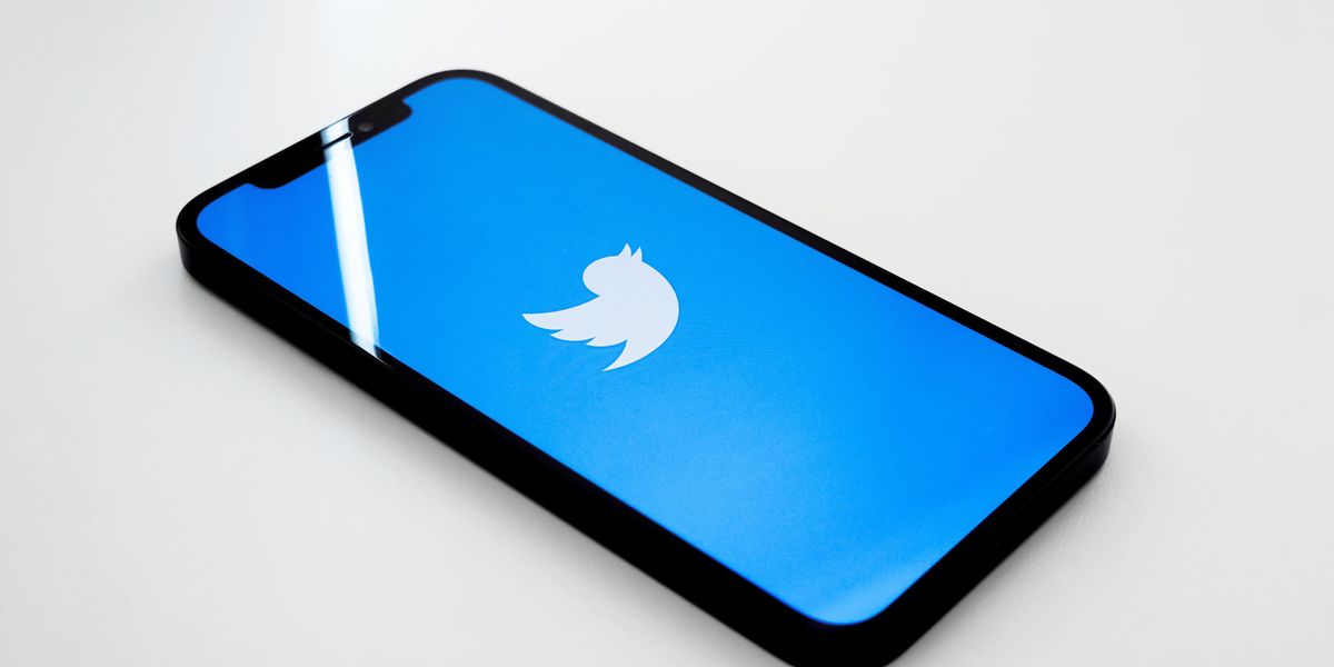 Twitter loading screen.