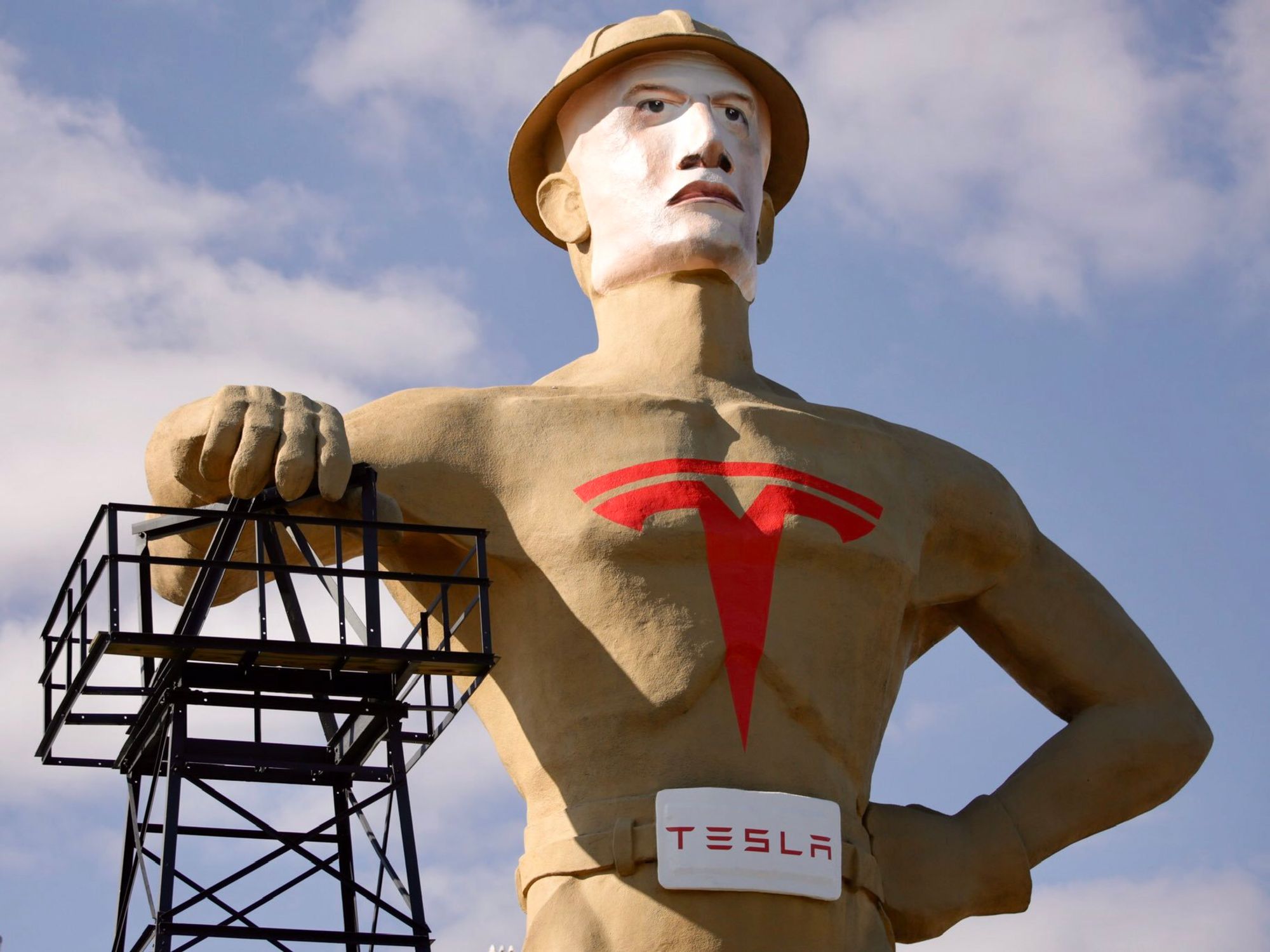 There's a Seven-Story Tall Statue of Elon Musk in Tulsa (Really)