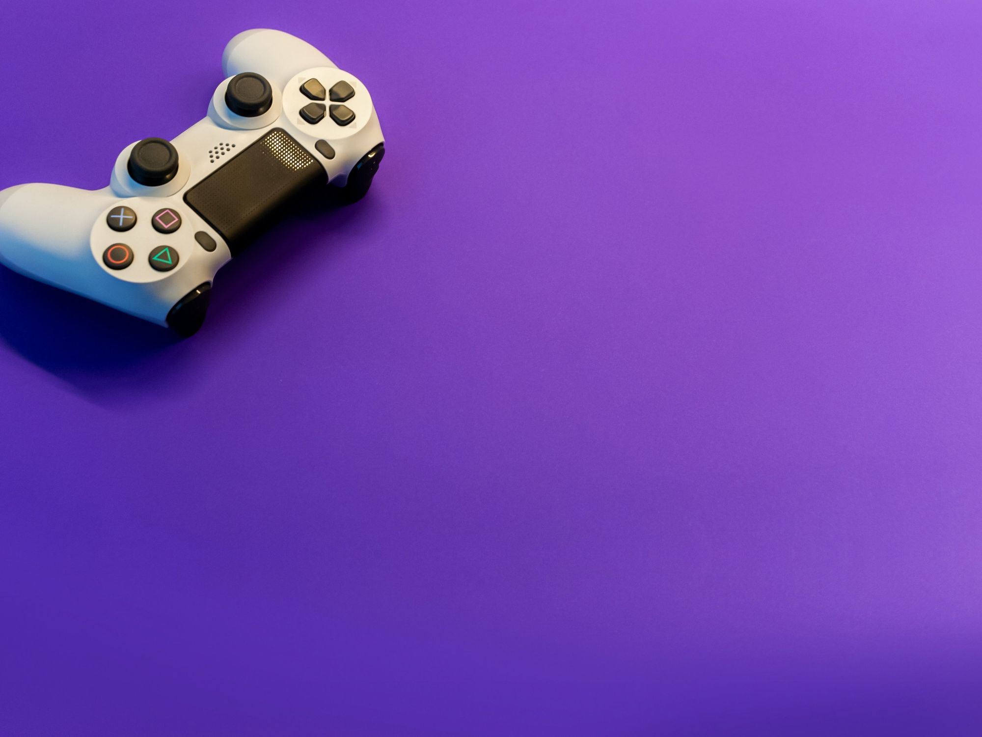 PLLAY Labs' Plan to Make Gaming Profitable for Everyday Gamers