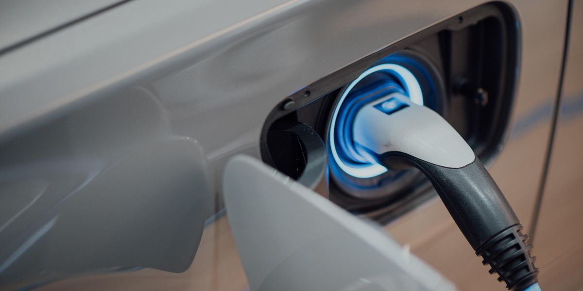 How Many Chargers Are Needed To Usher In the Electric Vehicle Revolution?